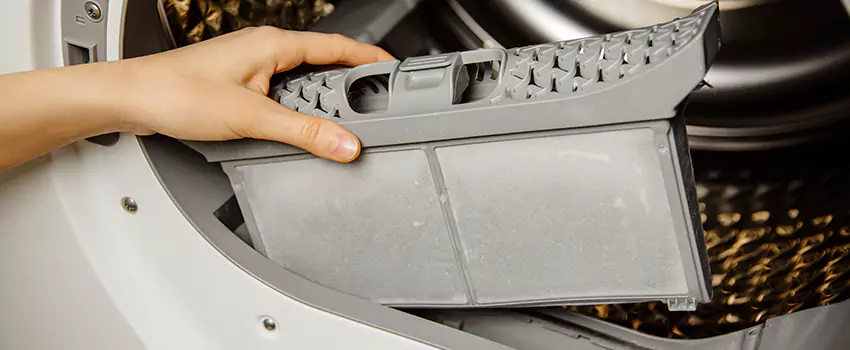 Signs Of A Clogged Dryer Lint Trap in Bethesda, Maryland